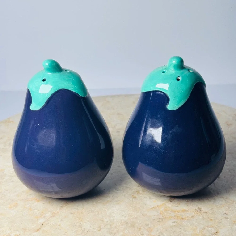 Vintage Anthropomorphic Purple Eggplant Salt & Pepper Shaker Set Vegetable Retro